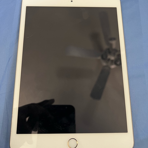 Apple IPad Mini 3rd Gen - Picture 2 of 2